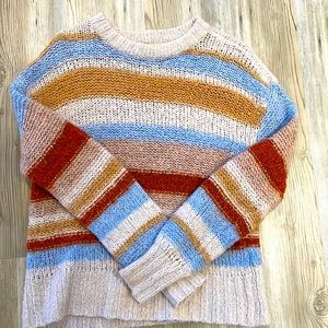 American Eagle sweater in great condition!